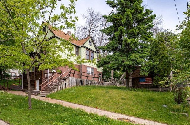 720 N 23rd Avenue W, Duluth, MN 55806
