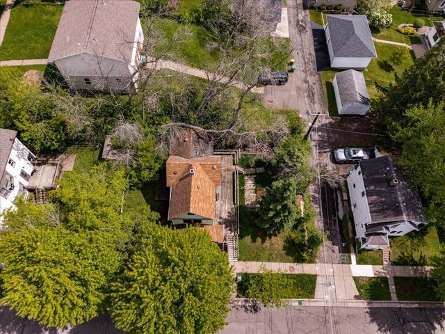 720 N 23rd Avenue W, Duluth, MN 55806