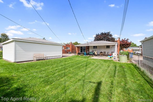 11854 Hovey Street, Warren, MI 48089