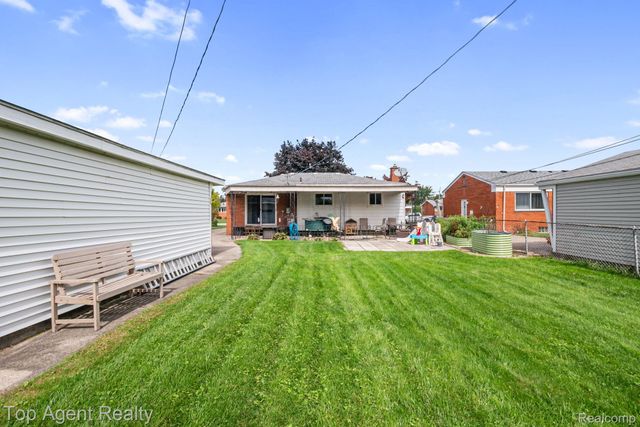 11854 Hovey Street, Warren, MI 48089