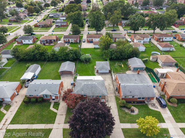 11854 Hovey Street, Warren, MI 48089