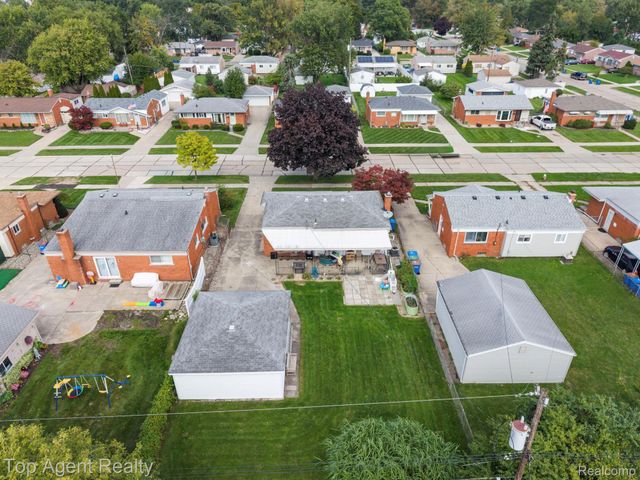 11854 Hovey Street, Warren, MI 48089