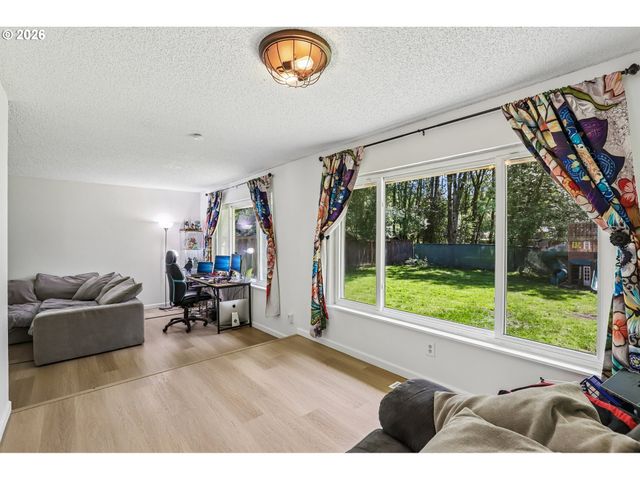 17940 Sw FRANCES St, Beaverton, OR 97003