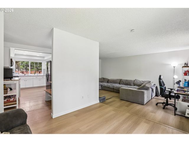 17940 Sw FRANCES St, Beaverton, OR 97003