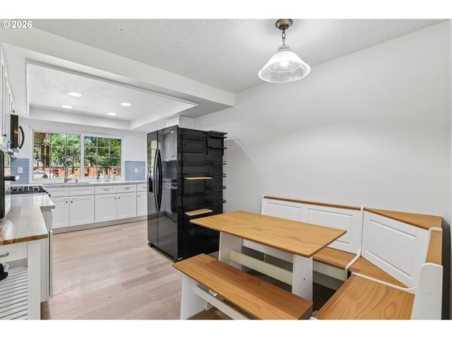 17940 Sw FRANCES St, Beaverton, OR 97003