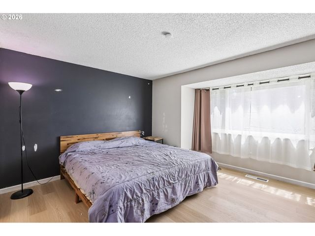17940 Sw FRANCES St, Beaverton, OR 97003