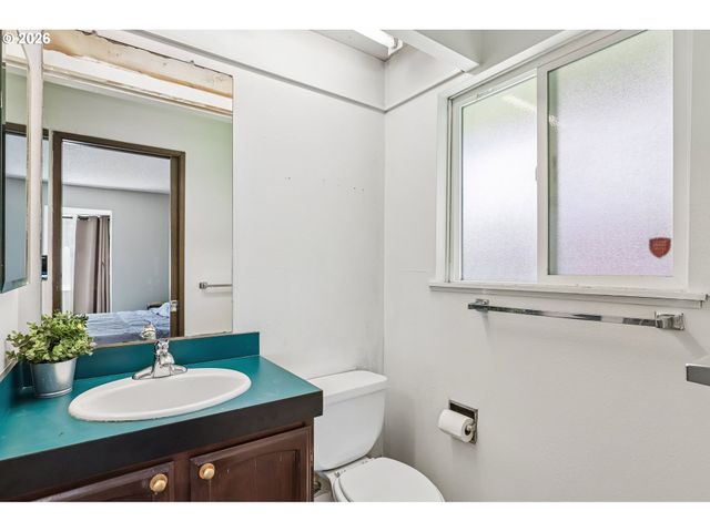 17940 Sw FRANCES St, Beaverton, OR 97003