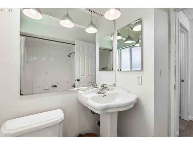 17940 Sw FRANCES St, Beaverton, OR 97003