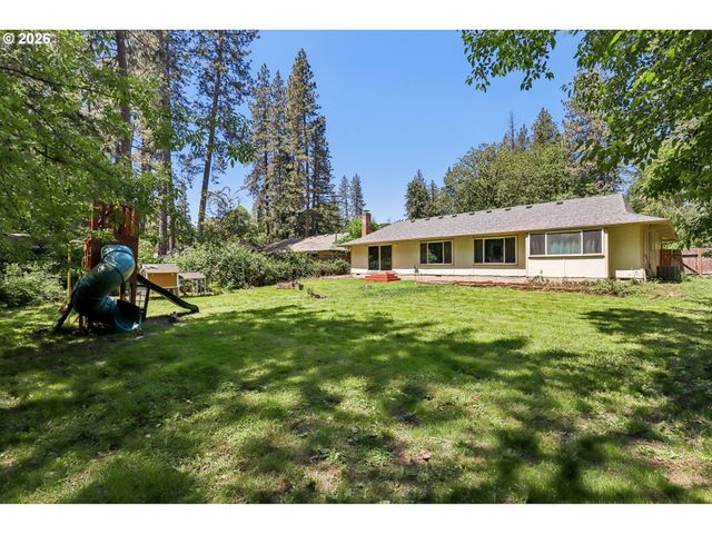 17940 Sw FRANCES St, Beaverton, OR 97003