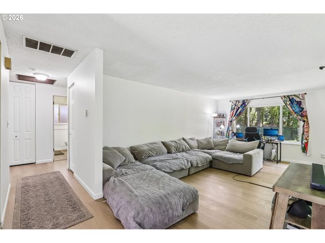17940 Sw FRANCES St, Beaverton, OR 97003