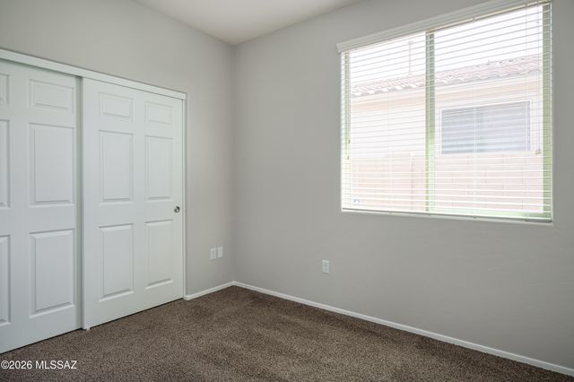 12047 N Golden Mirror Drive, Marana, AZ 85658