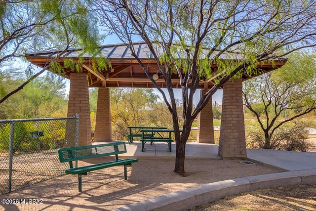 12047 N Golden Mirror Drive, Marana, AZ 85658