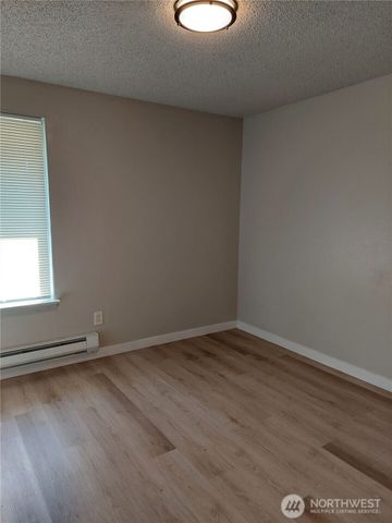 5002 S 58th Street, Tacoma, WA 98409