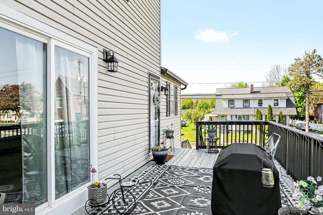 210 W DAUPHIN ST, Enola, PA 17025