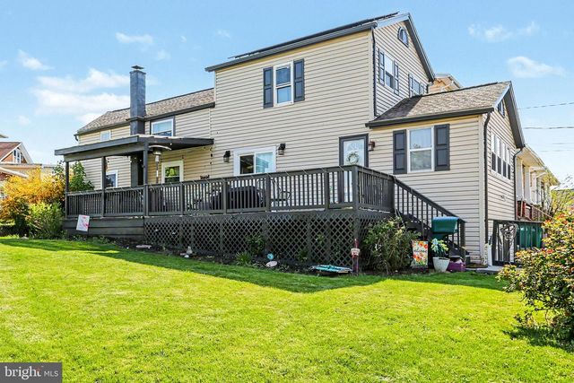 210 W DAUPHIN ST, Enola, PA 17025