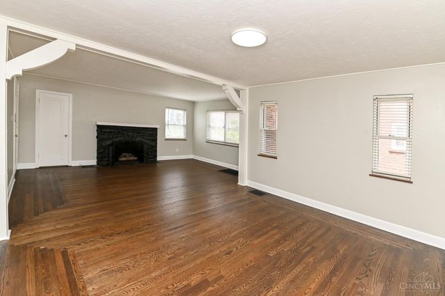 506 Mentola Avenue, Delhi Twp, OH 45205