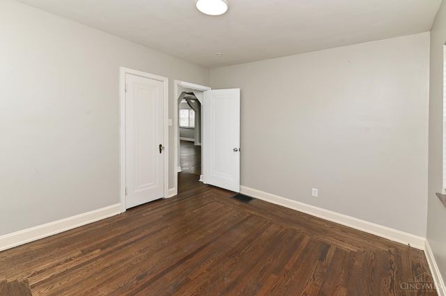 506 Mentola Avenue, Delhi Twp, OH 45205