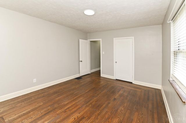 506 Mentola Avenue, Delhi Twp, OH 45205