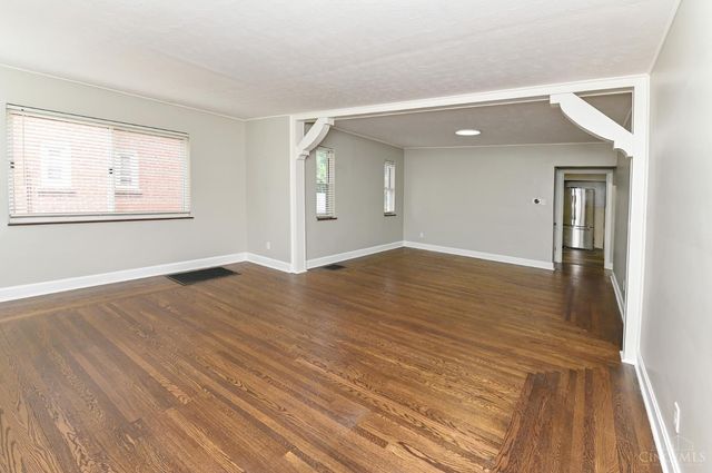 506 Mentola Avenue, Delhi Twp, OH 45205
