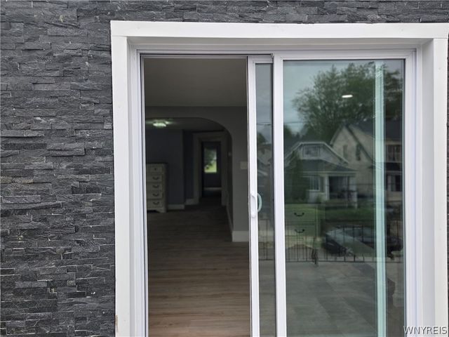 267 Roslyn Street, Buffalo, NY 14215
