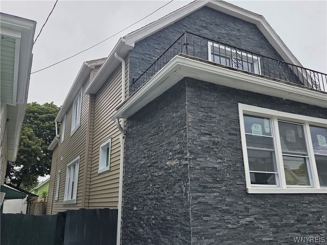 267 Roslyn Street, Buffalo, NY 14215