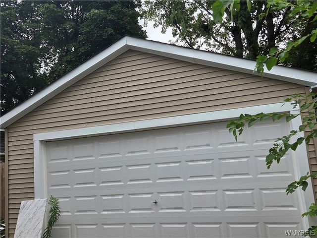 267 Roslyn Street, Buffalo, NY 14215