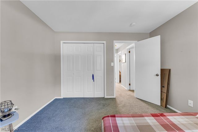 6821 Thornapple Drive, Mayfield Village, OH 44040