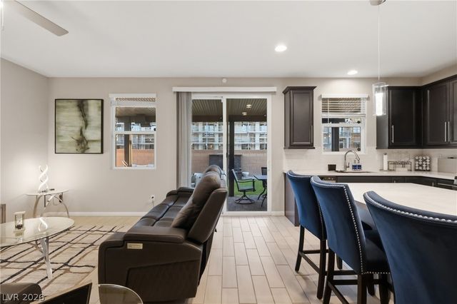 1921 Rini Ridge Avenue, North Las Vegas, NV 89031