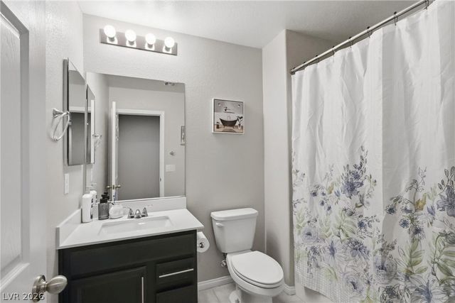 1921 Rini Ridge Avenue, North Las Vegas, NV 89031