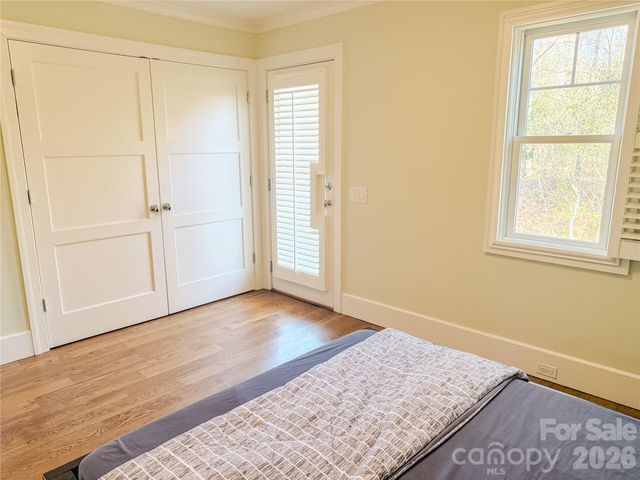 11 Lila Lane, Clyde, NC 28721
