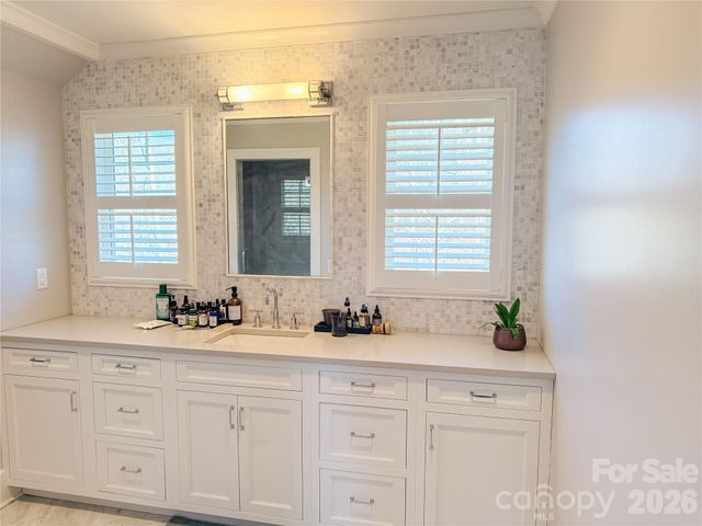 11 Lila Lane, Clyde, NC 28721