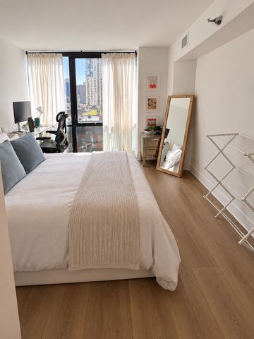 1309 N Wells Street 706, Chicago, IL 60610