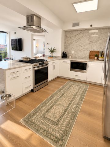 1309 N Wells Street 706, Chicago, IL 60610
