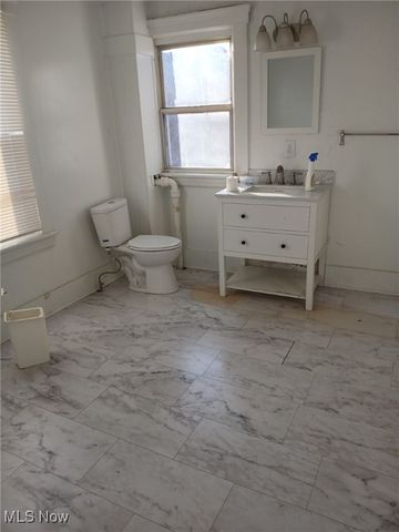 3520 E 140th Street, Cleveland, OH 44120