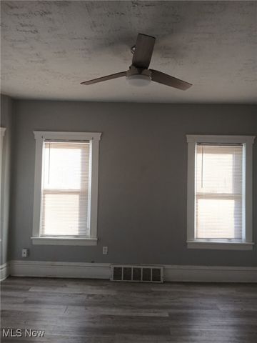 3520 E 140th Street, Cleveland, OH 44120