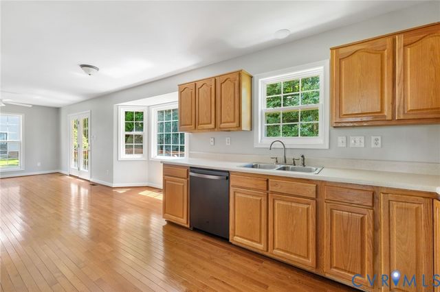 12001 Swift Crossing Dr, Chesterfield, VA 23112