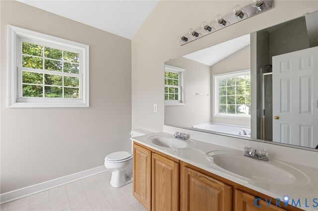 12001 Swift Crossing Dr, Chesterfield, VA 23112