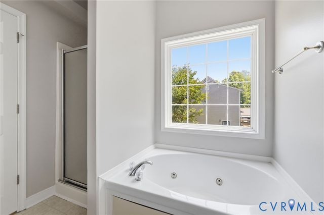 12001 Swift Crossing Dr, Chesterfield, VA 23112