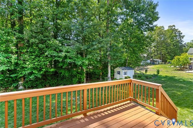 12001 Swift Crossing Dr, Chesterfield, VA 23112