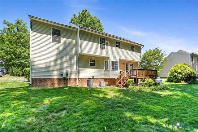 12001 Swift Crossing Dr, Chesterfield, VA 23112