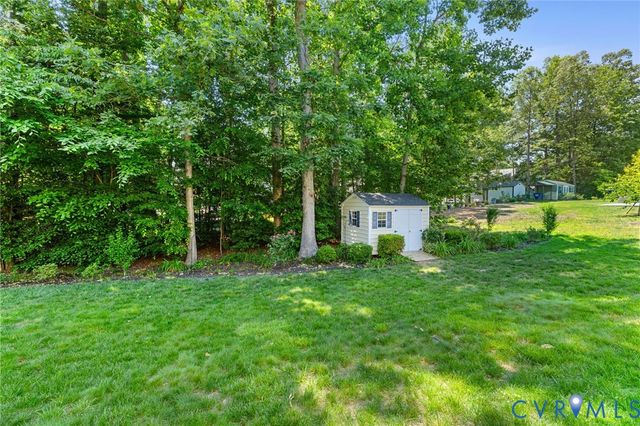12001 Swift Crossing Dr, Chesterfield, VA 23112