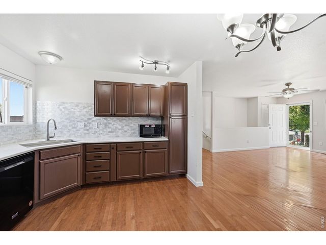 2915 Ptarmigan Dr, Evans, CO 80620