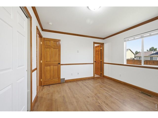 2915 Ptarmigan Dr, Evans, CO 80620