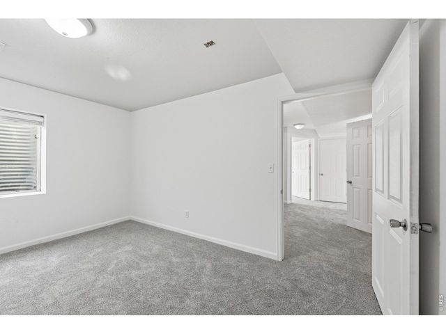 2915 Ptarmigan Dr, Evans, CO 80620