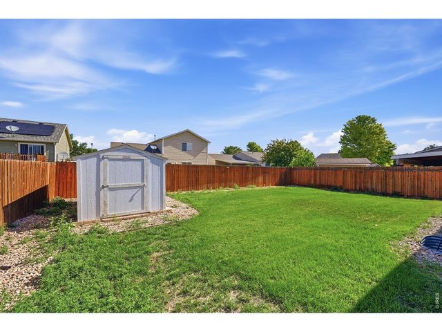 2915 Ptarmigan Dr, Evans, CO 80620