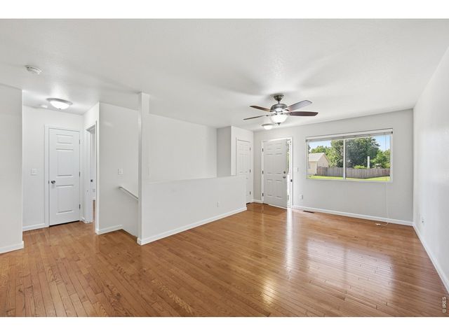 2915 Ptarmigan Dr, Evans, CO 80620