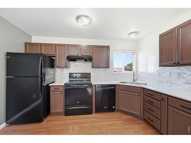 2915 Ptarmigan Dr, Evans, CO 80620