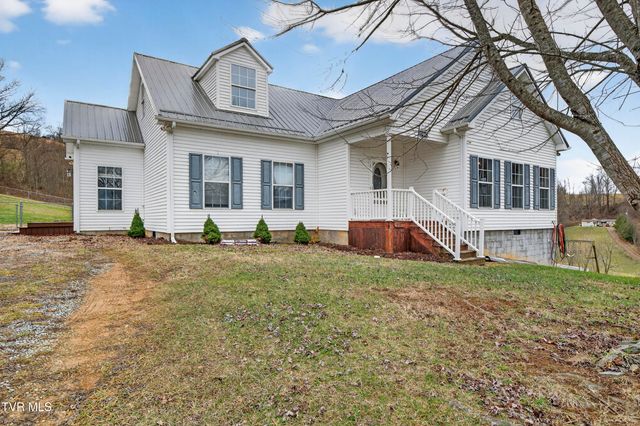 17968 Overlook Dr, Abingdon, VA 24210