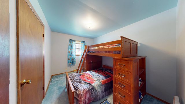 2963 W 74th Avenue, Merrillville, IN 46410