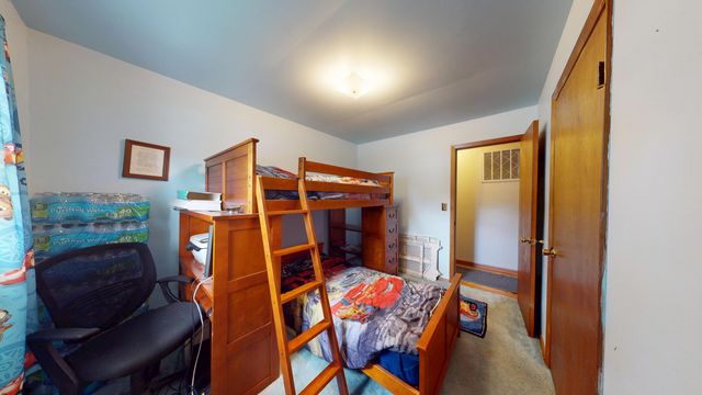 2963 W 74th Avenue, Merrillville, IN 46410